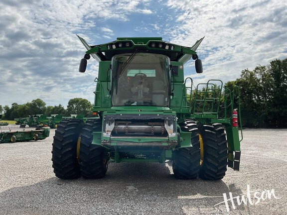 Photo of 2022 John Deere S780