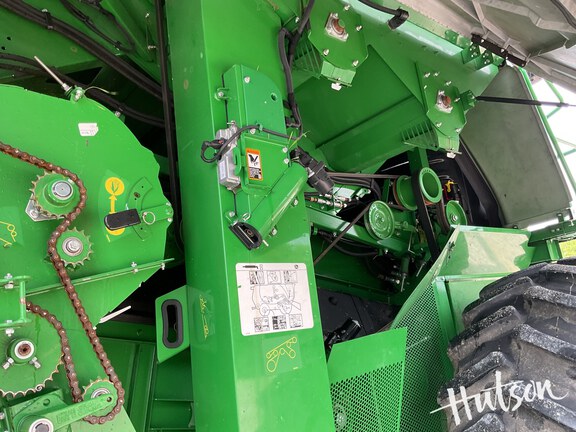 Photo of 2022 John Deere S780