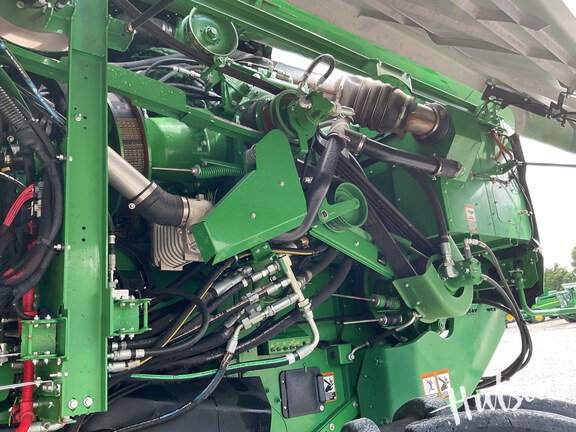 Photo of 2022 John Deere S780