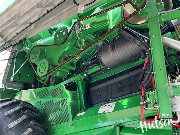 Photo of 2022 John Deere S780