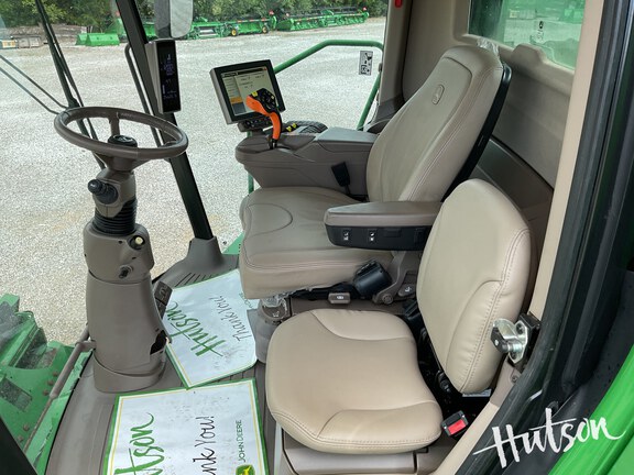 Photo of 2022 John Deere S780