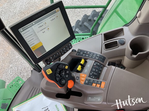 Photo of 2022 John Deere S780