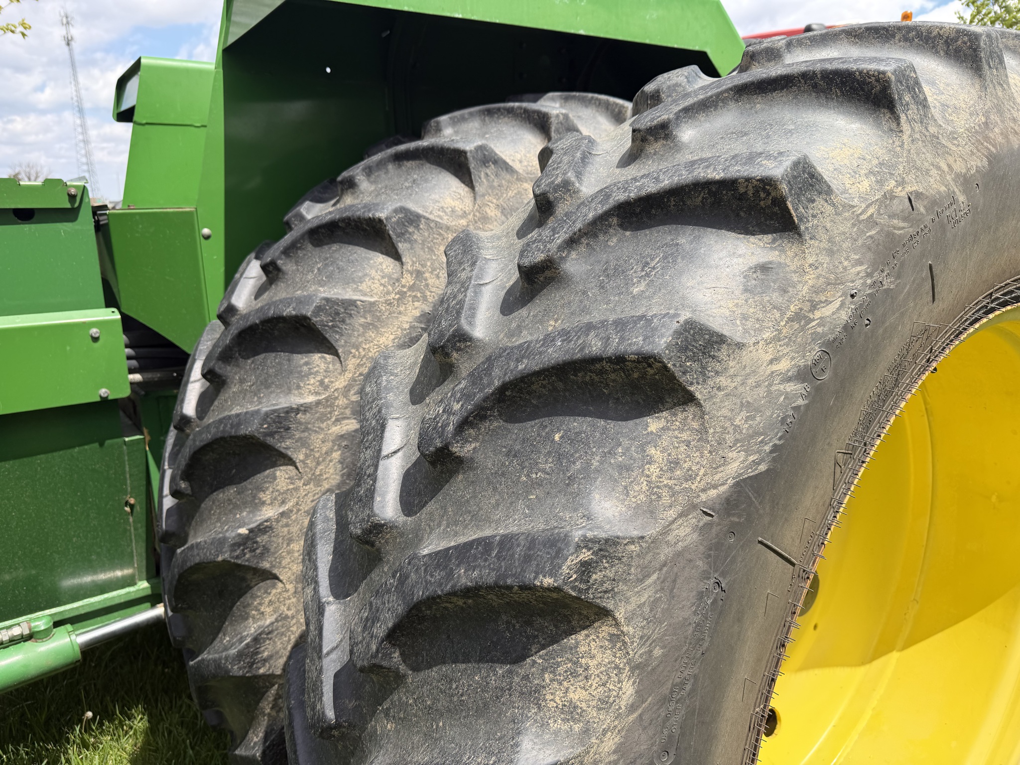 1996 John Deere 8770 Image 6
