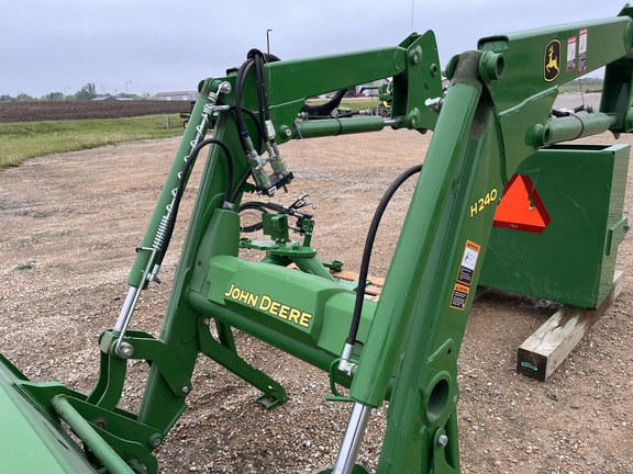 2016 John Deere H240 - Photo11