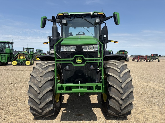 Used 2024 John Deere 7R 230 Row Crop Tractors at Horizon Ag & Turf in Lloydminster, AB - Photo2