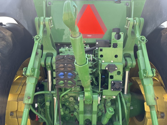 Used 2024 John Deere 7R 230 Row Crop Tractors at Horizon Ag & Turf in Lloydminster, AB - Photo10