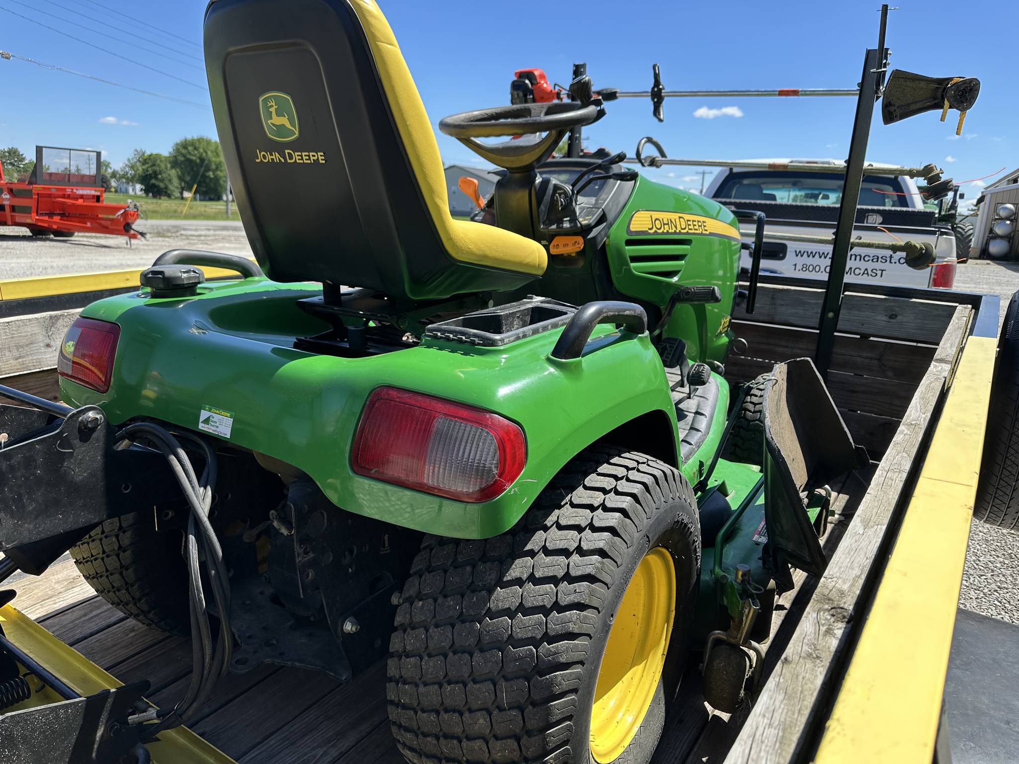 2012 John Deere X720 Image 3