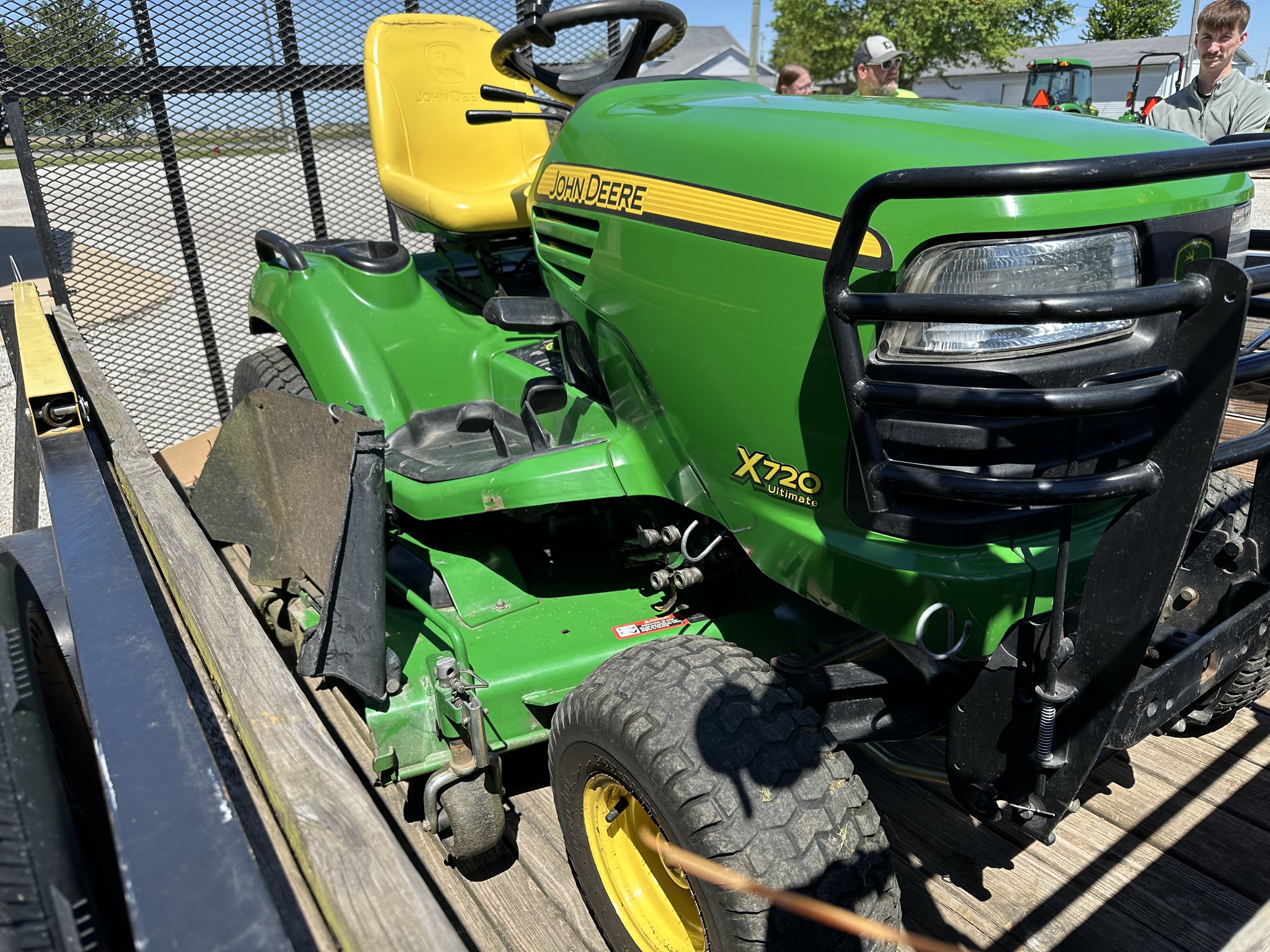 2012 John Deere X720 Image 4