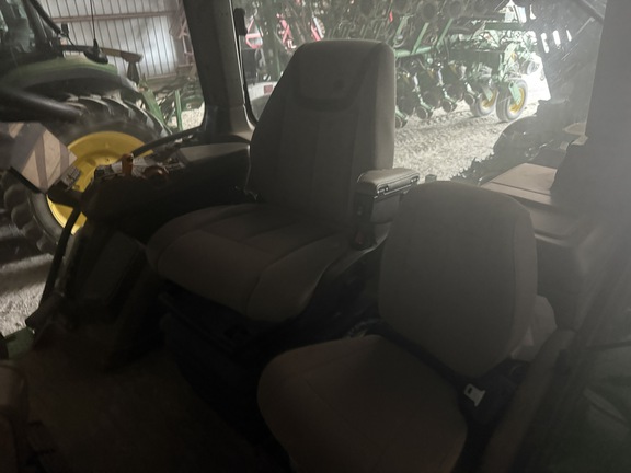 Photo of 2024 John Deere 8R 340