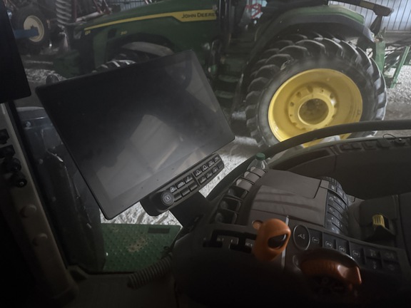 Photo of 2024 John Deere 8R 340