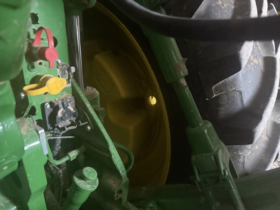 Photo of 2024 John Deere 8R 340