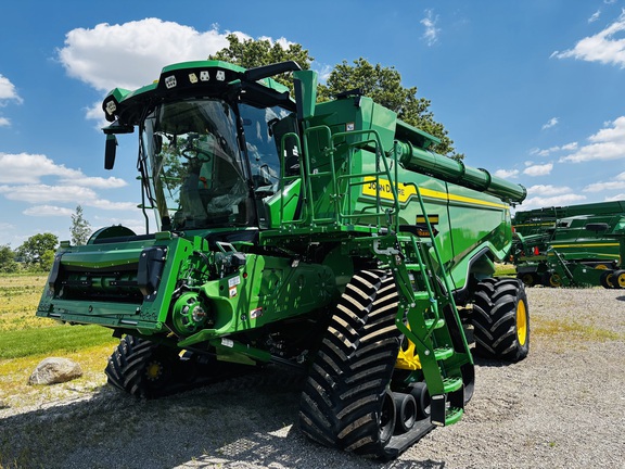 New  John Deere X9 1100