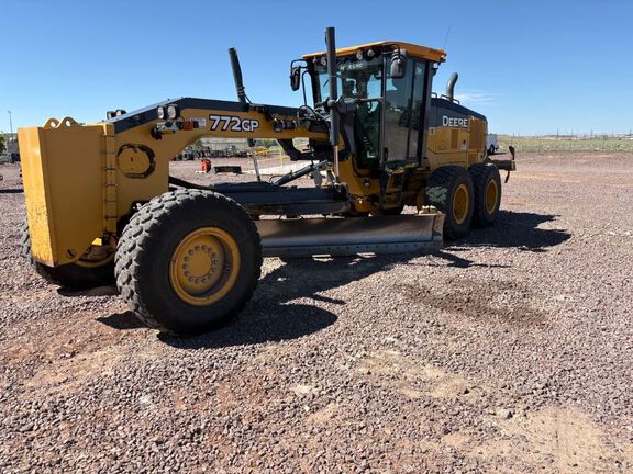 Photo of a 2018 John Deere 772G