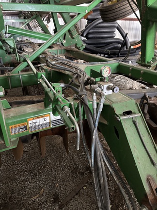 2013 John-Deere 2720