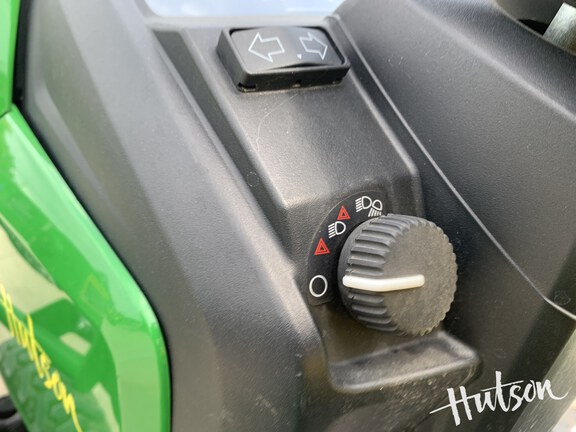 Photo of 2024 John Deere 1023E