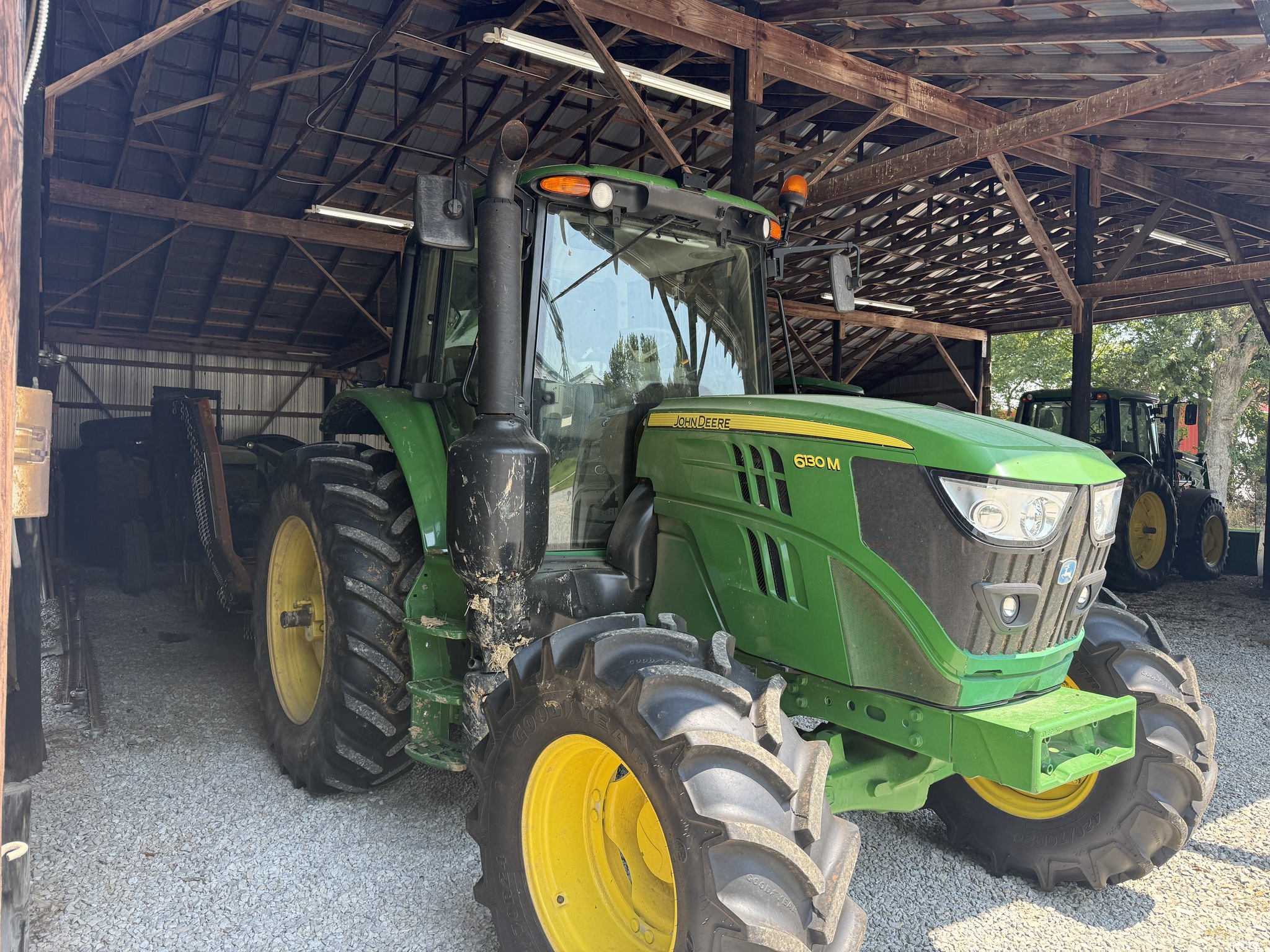 2016 John Deere 6130M