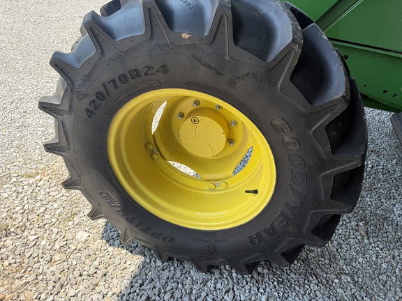 Photo of 2016 John Deere 6130M