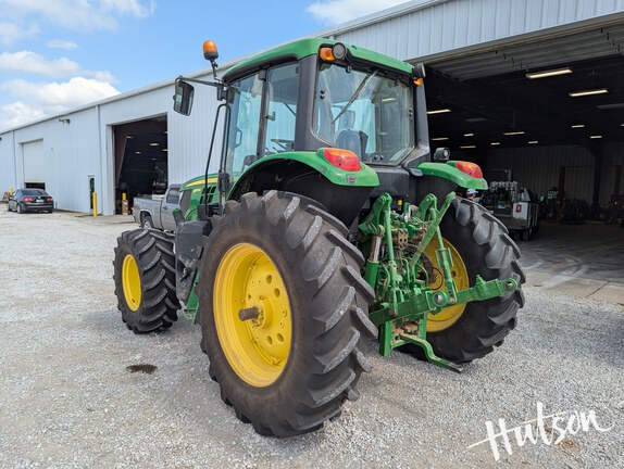 Photo of 2016 John Deere 6130M