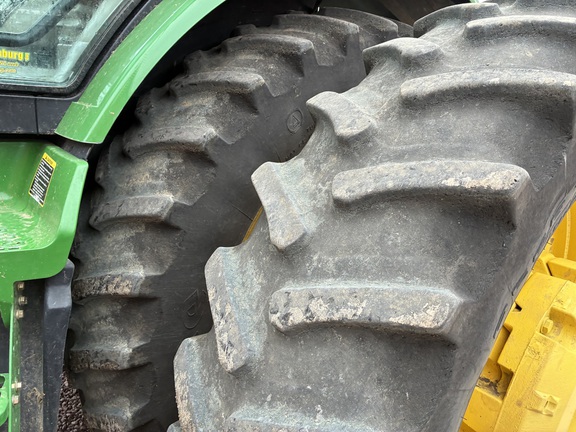 2011 John Deere 8360R (12th thumbnail)