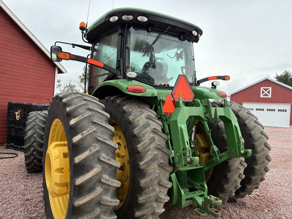 2011 John Deere 8360R (5th thumbnail)