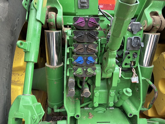 2011 John Deere 8360R (14th thumbnail)