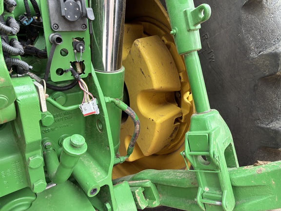 2011 John Deere 8360R (13th thumbnail)