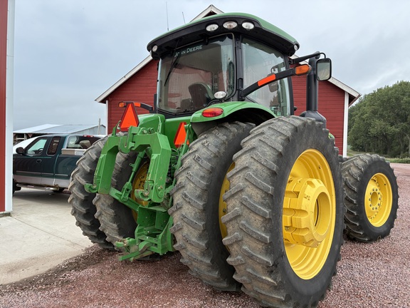 2011 John Deere 8360R (3rd thumbnail)