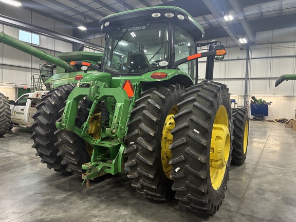 2011 John Deere 8360R (5th thumbnail)