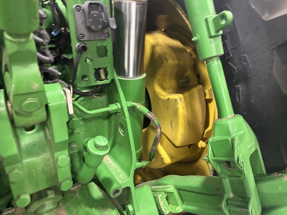 2011 John Deere 8360R (11th thumbnail)