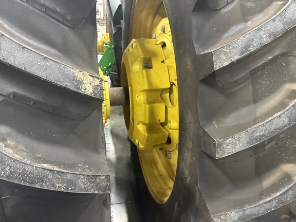 2011 John Deere 8360R (13th thumbnail)