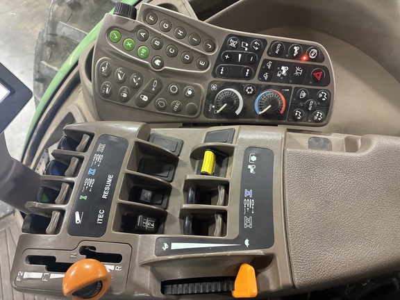2011 John Deere 8360R (18th thumbnail)