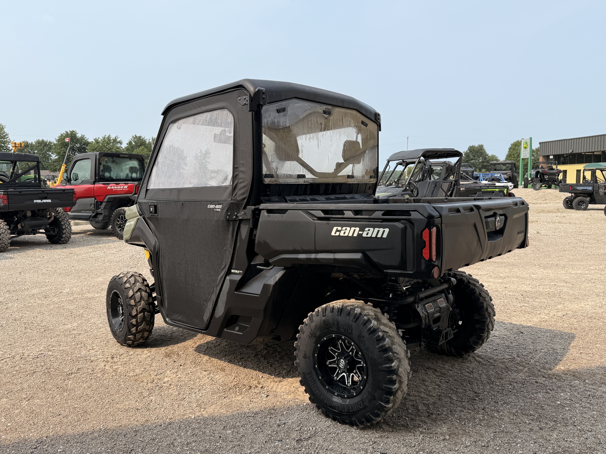 2020 Can-Am DEFENDER 5 ATVs & Gators