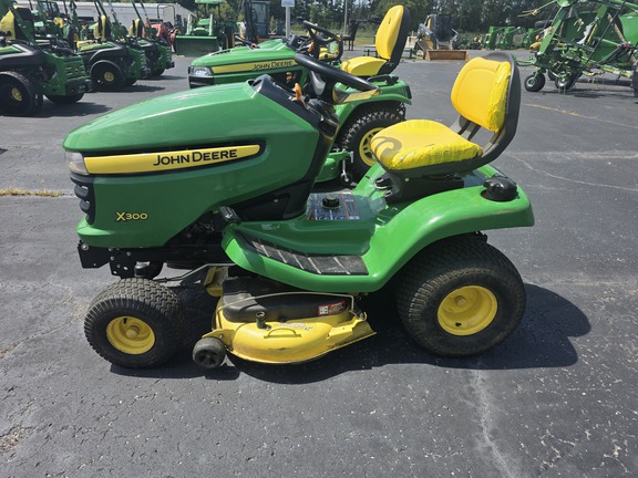 2010 John Deere X300
