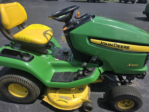 2010 John Deere X300