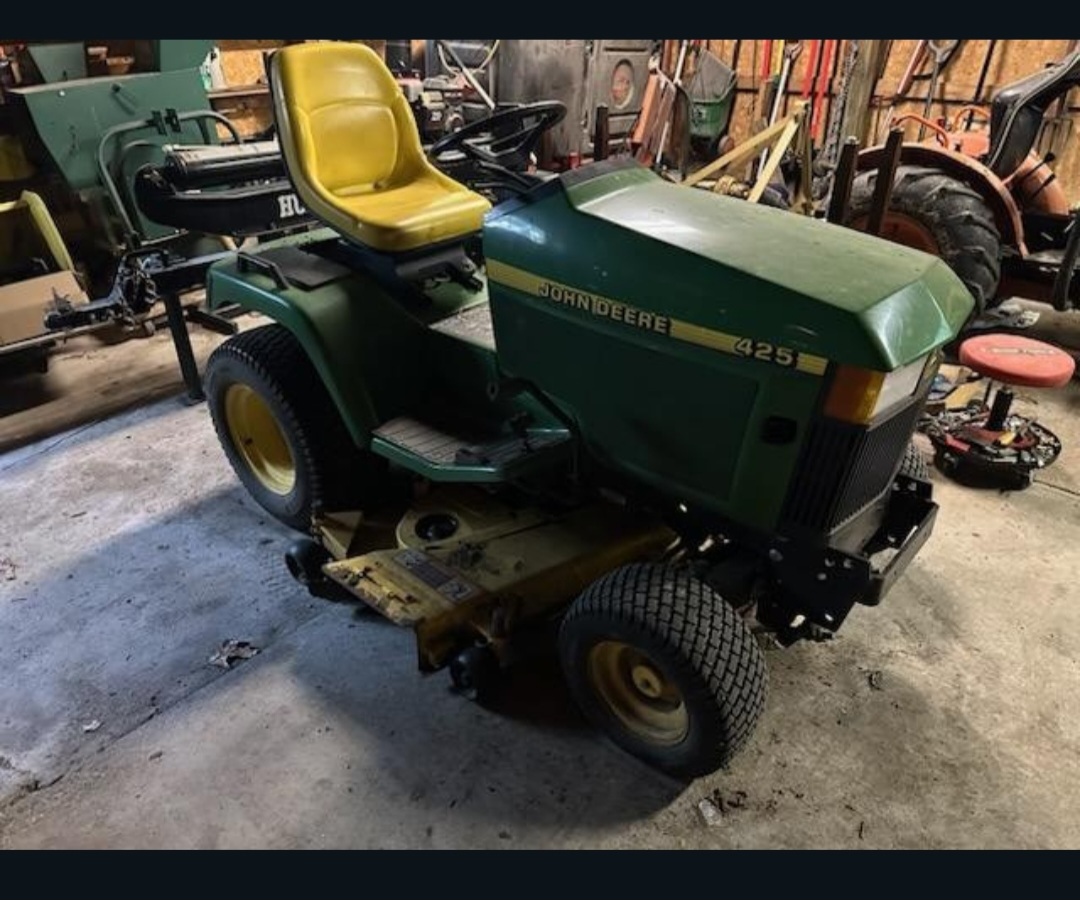 1999 John Deere 425