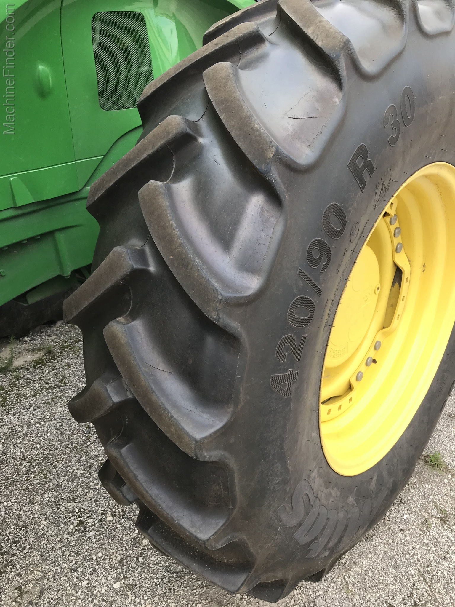 2017 John Deere 7230R Image 13