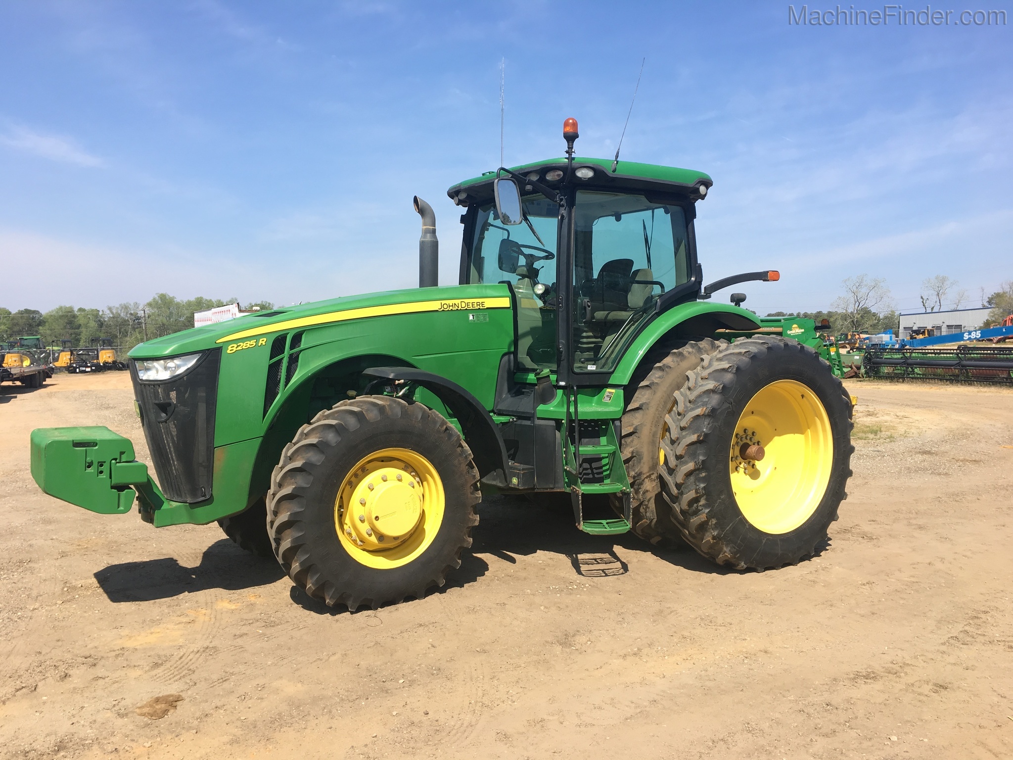 2012 John Deere 8285R Image 1