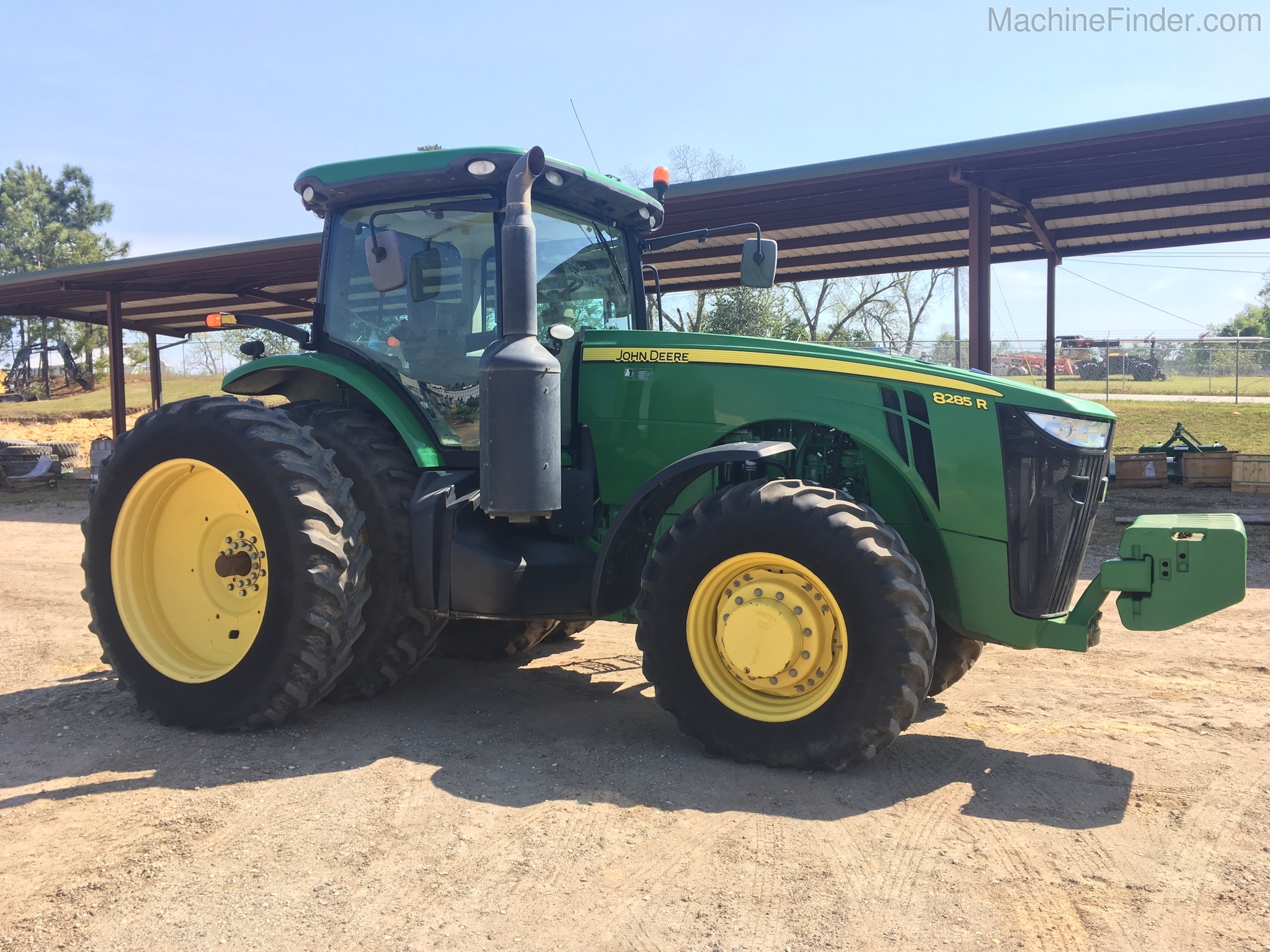 2012 John Deere 8285R Image 2