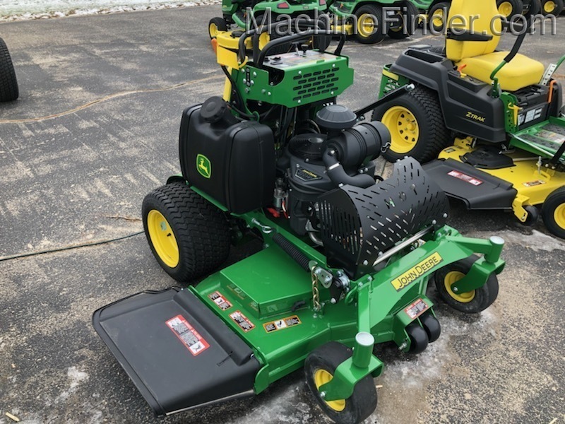 2020 John Deere 652M Image 3