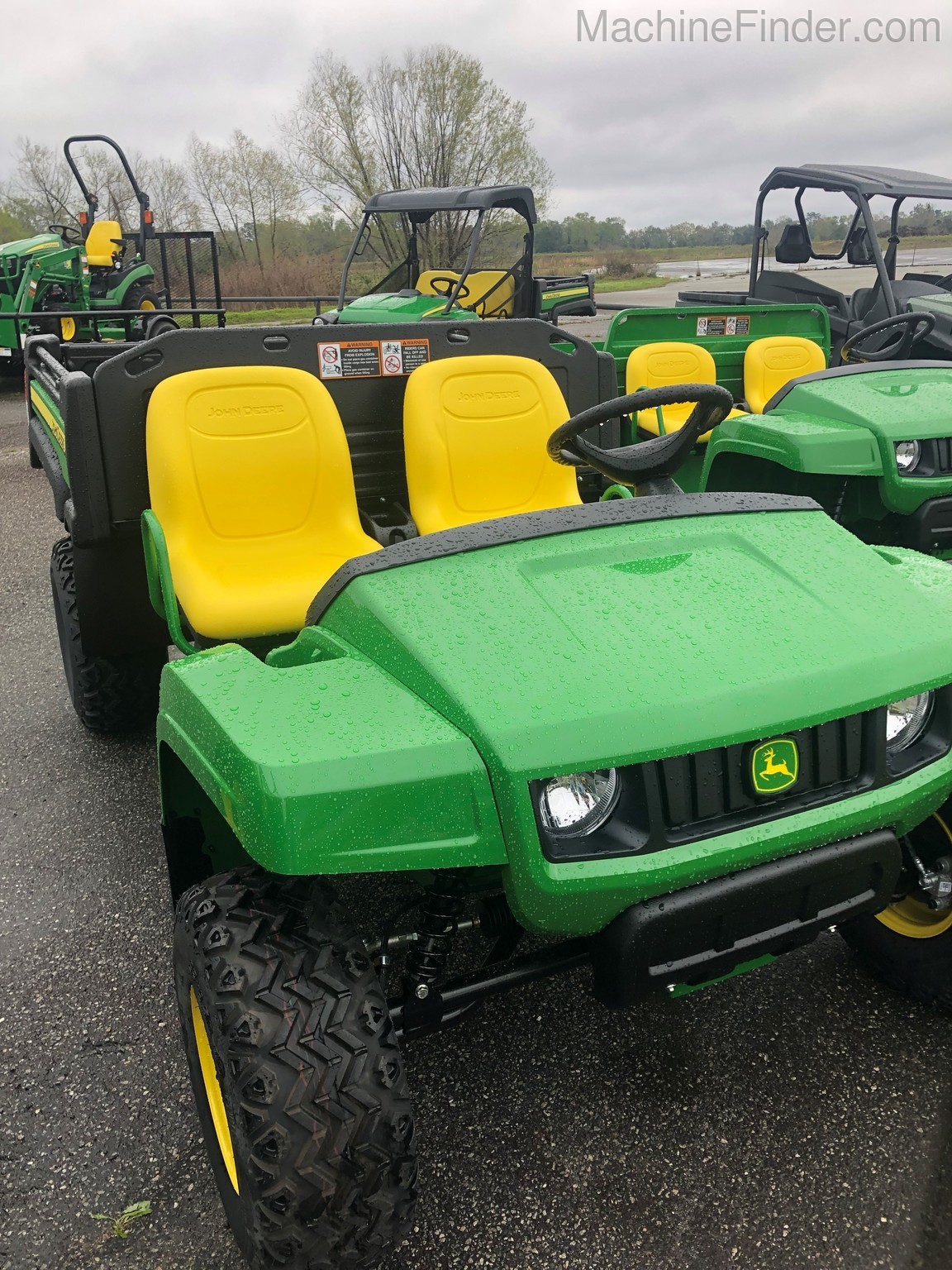 2020 John Deere TX 4X2 Image 1