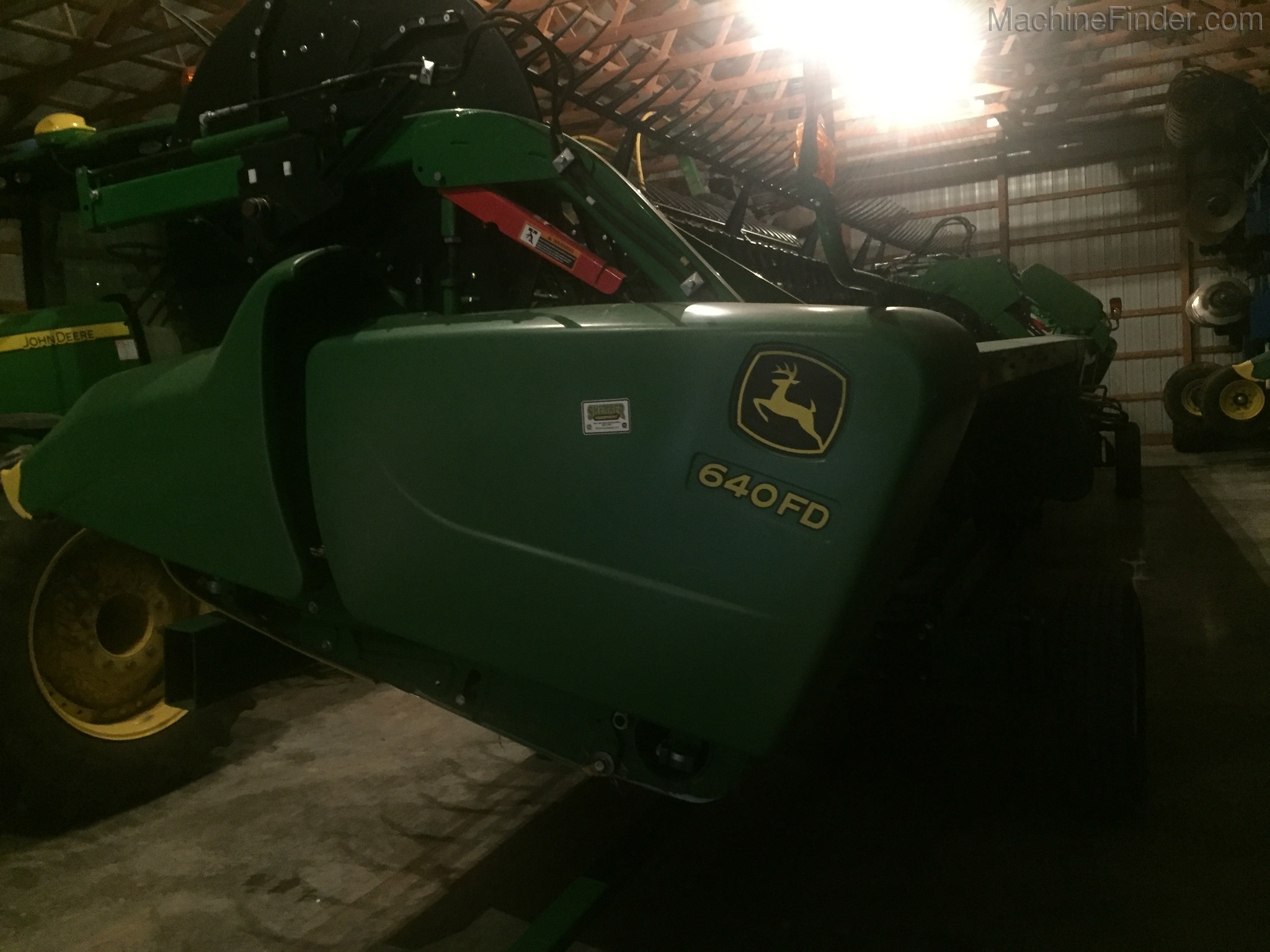 2018 John Deere 640FD Image 4