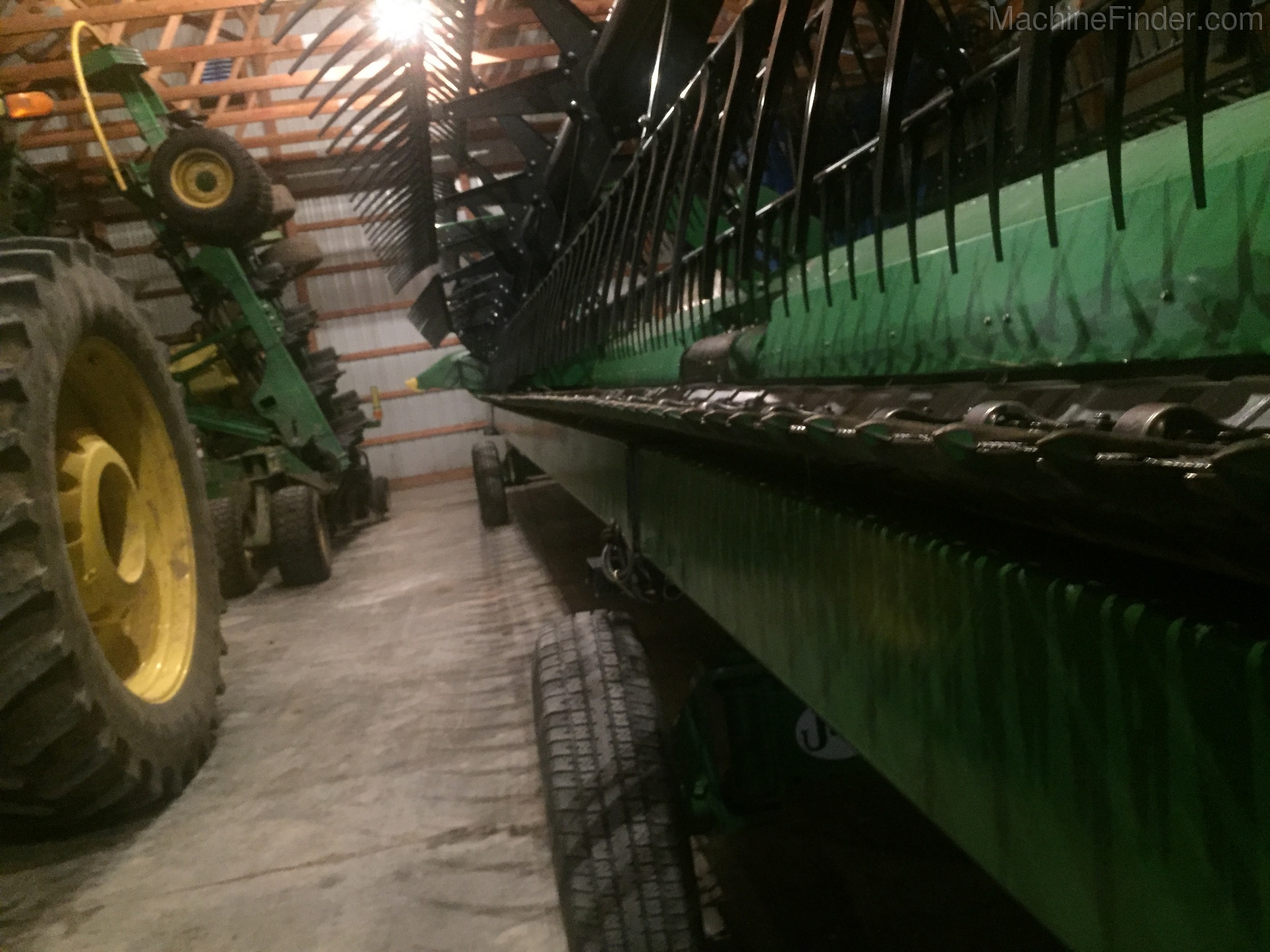 2018 John Deere 640FD Image 12