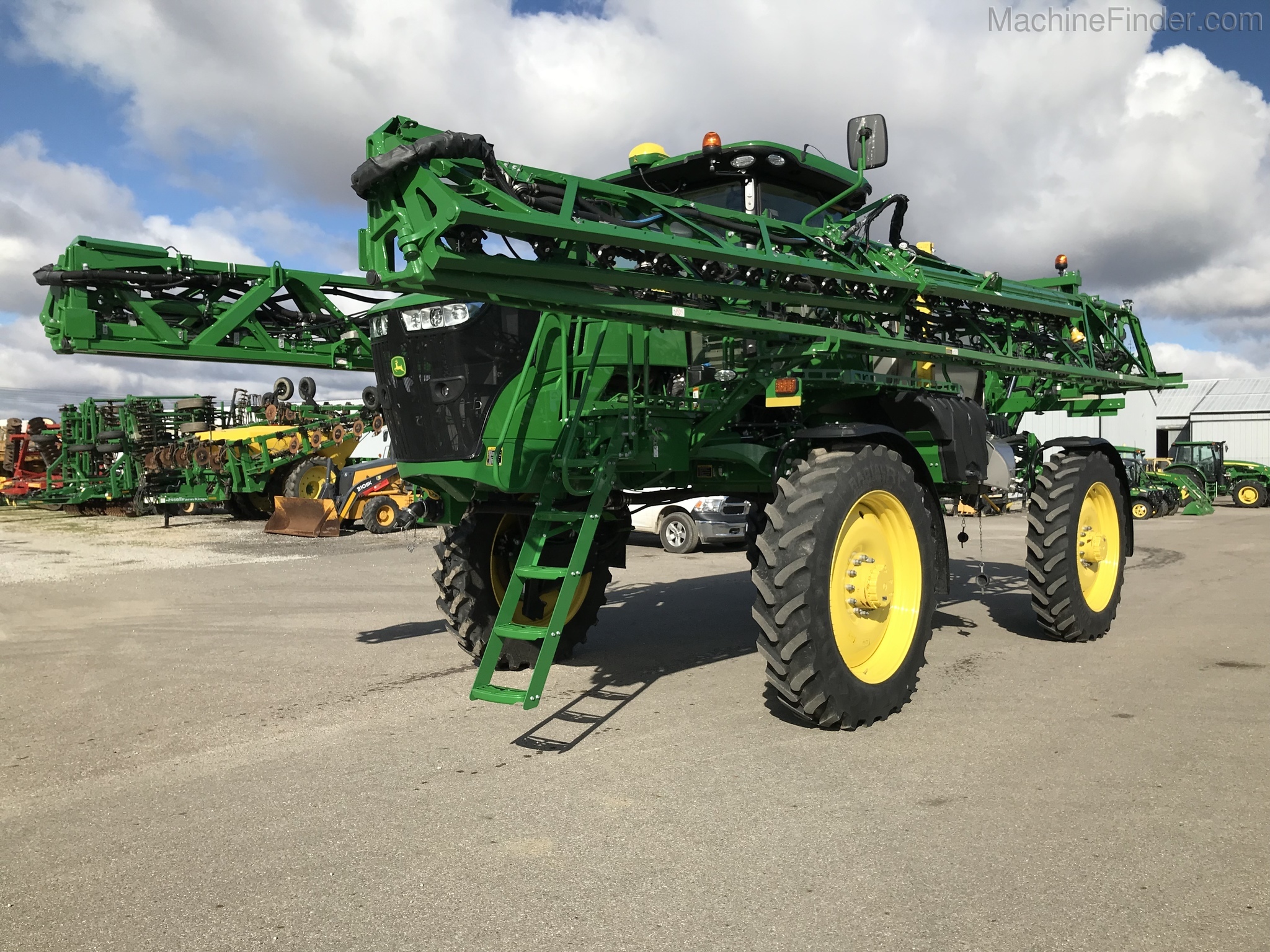 2018 John Deere R4038 Image 2