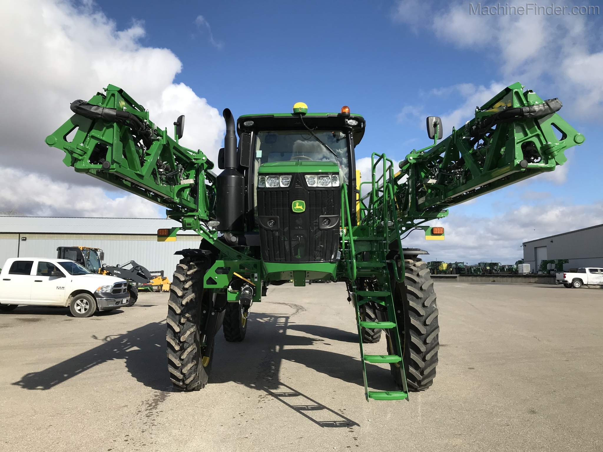 2018 John Deere R4038 Image 3
