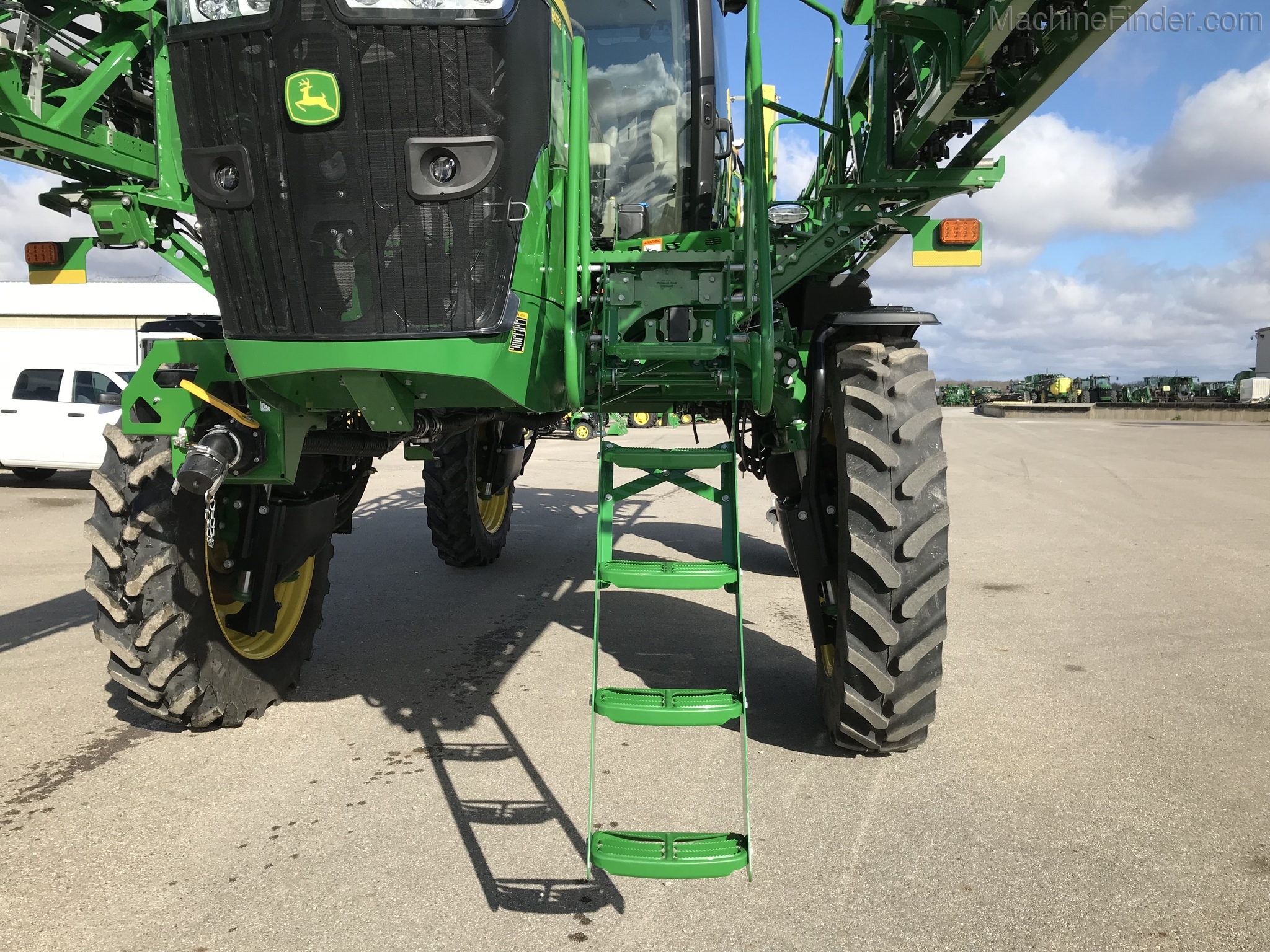 2018 John Deere R4038 Image 7