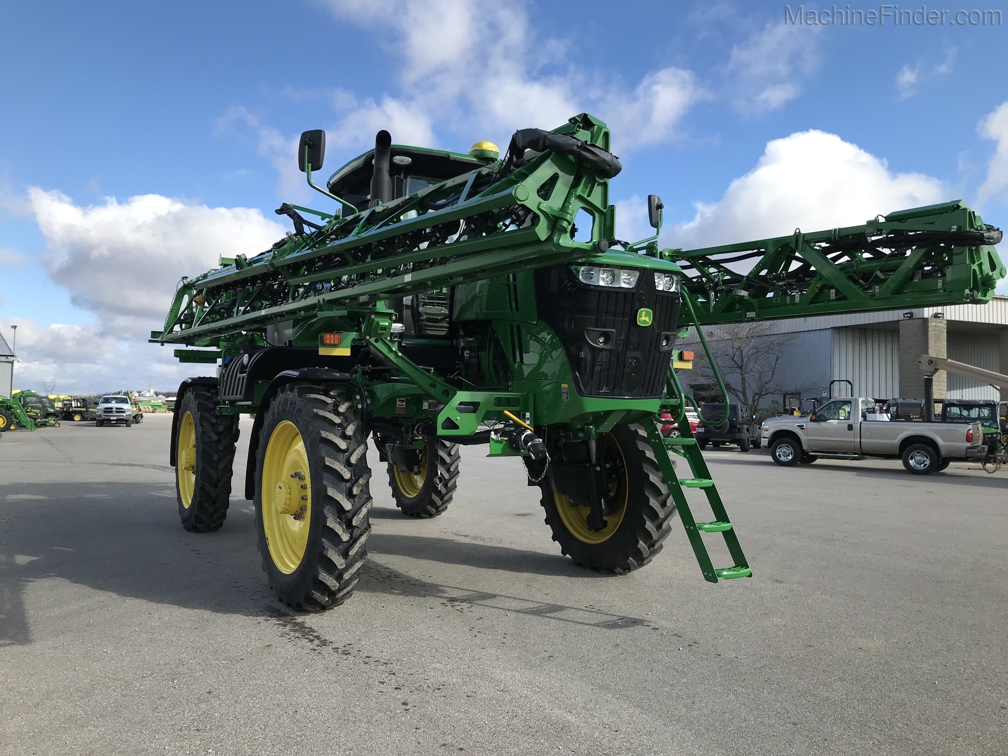 2018 John Deere R4038 Image 4