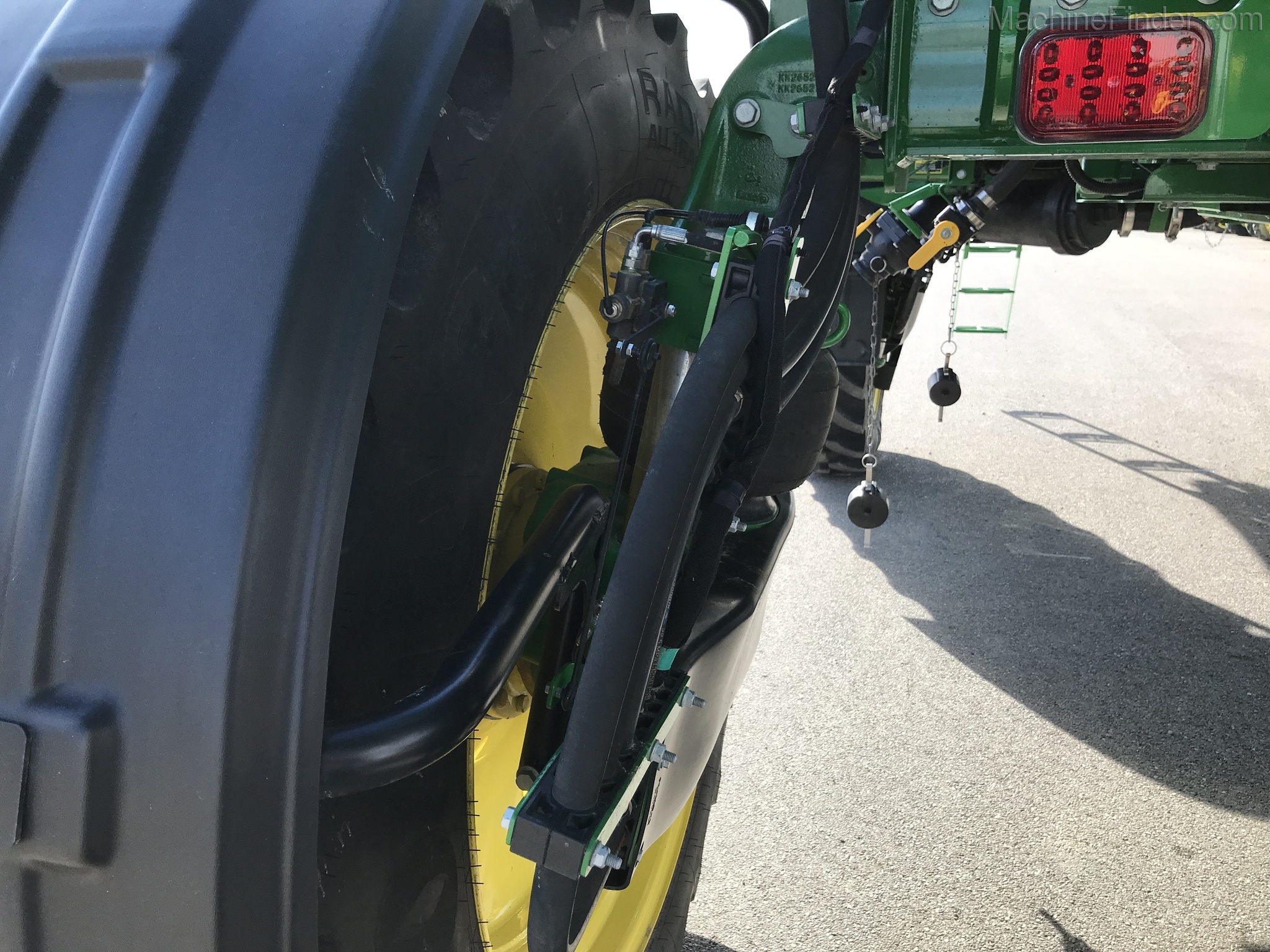 2018 John Deere R4038 Image 11