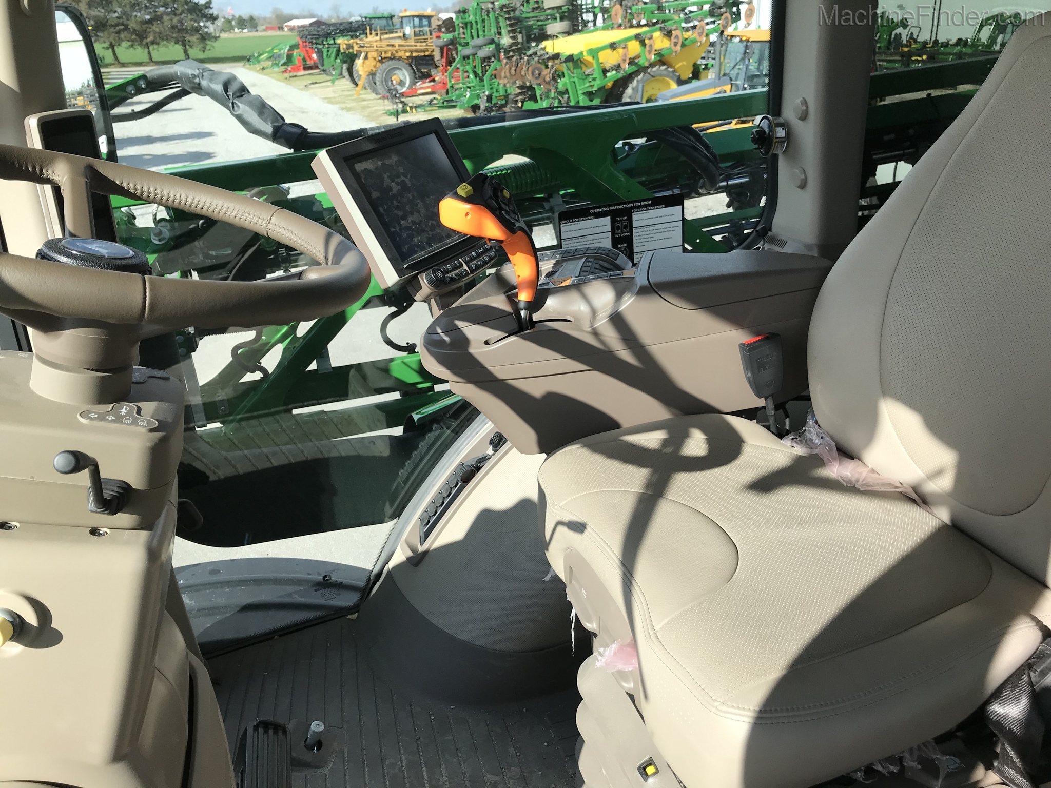 2018 John Deere R4038 Image 23