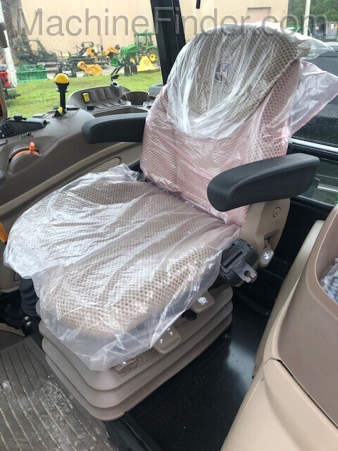 2020 John Deere 5100M Image 6