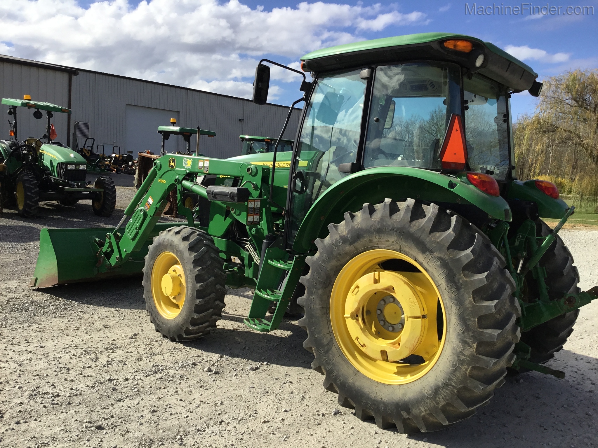 2008 John Deere 6105D Image 3